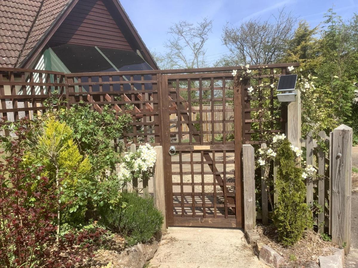The Forge Villa Winscombe Eksteriør billede